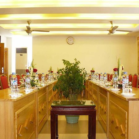 Lao Cai Galaxy Hotel מראה חיצוני תמונה